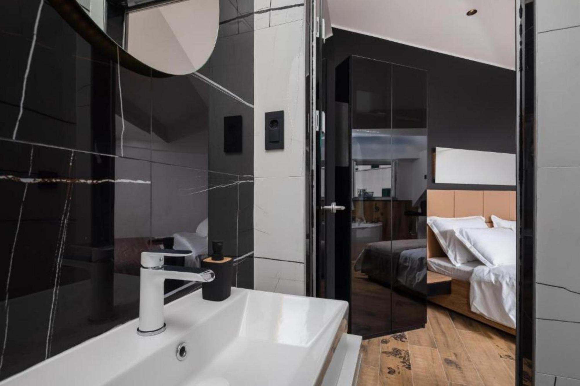 Top Rooms Сплит Экстерьер фото
